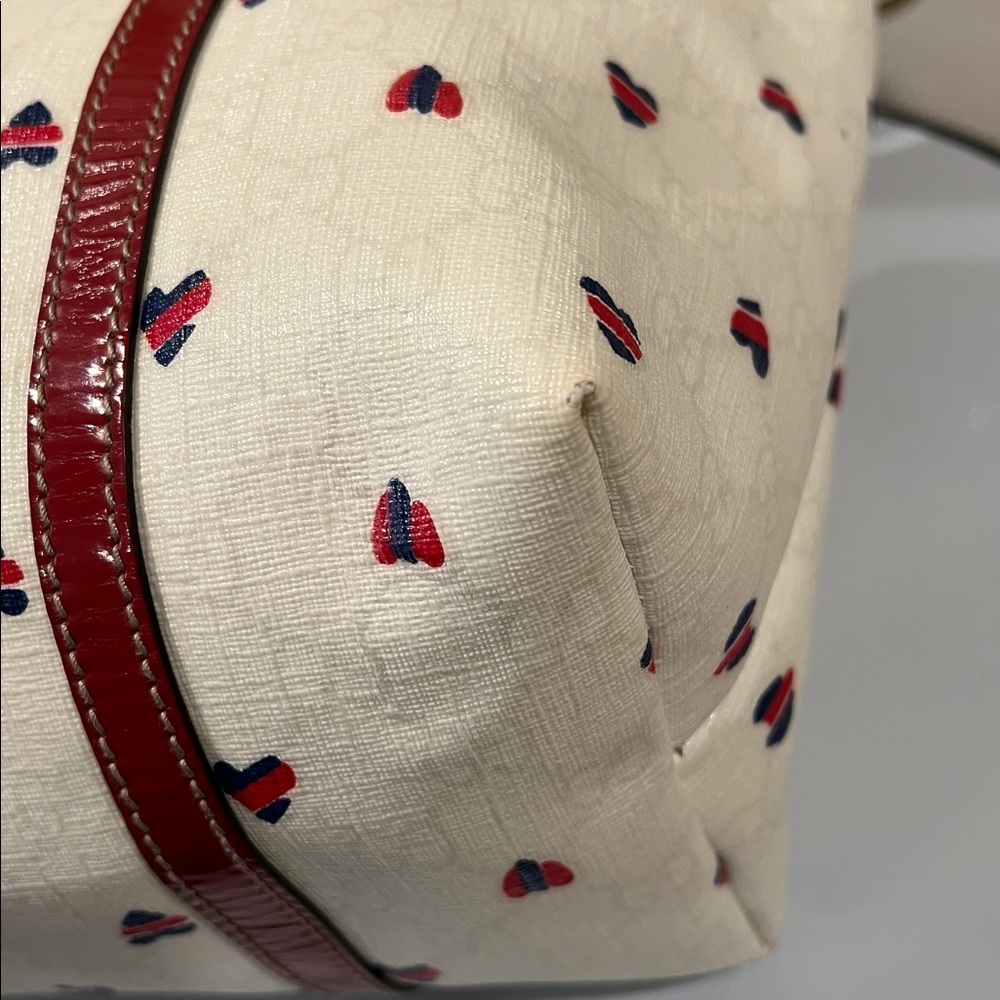 Gucci GG Supreme Heart Print Joy Tote Bag with COA EUC - Picture 11 of 17